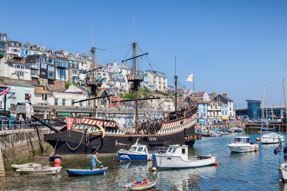 Sea La Vie- Cosy, Modern, Harbourside Views Apartment Brixham Exterior photo